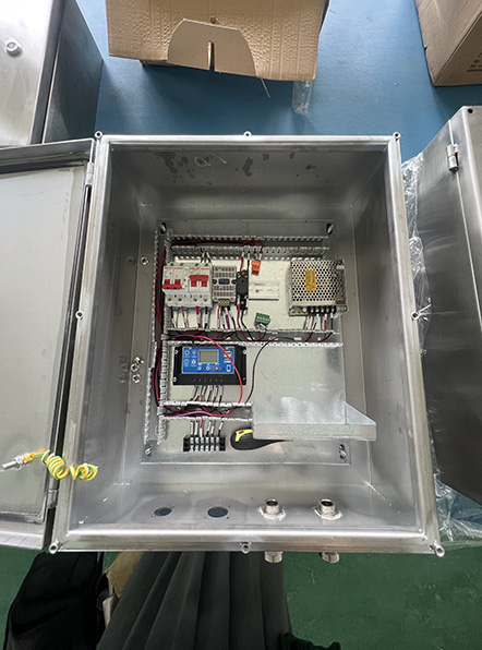 Power-supply-lightning-protection-box-4